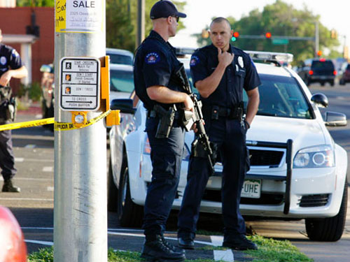 إصابة موظفين فى الجمارك الأمريكية بإعياء بعد فتحهما طردا مشبوها